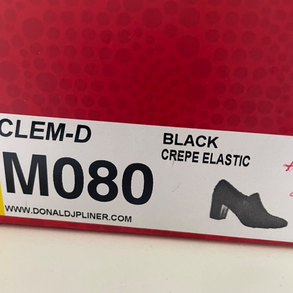 NWT Donald Pliner Black Crepe Elastic Mirror Heel Pumps Size 8 - Picture 7 of 8